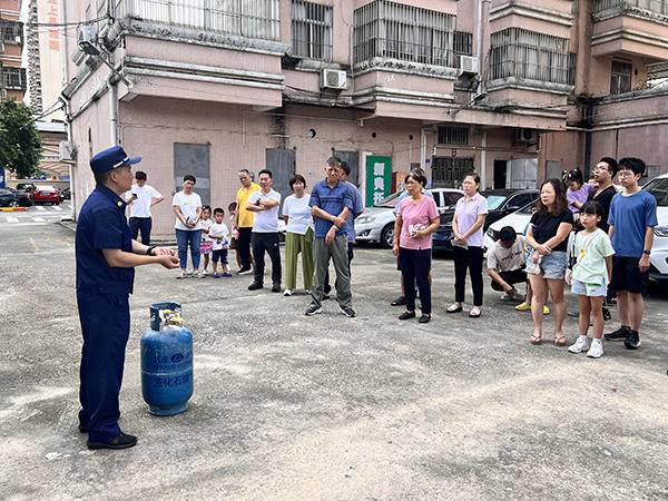 中山南朗消防联合村(社区)开展老旧小区消防安全培训演练活动
