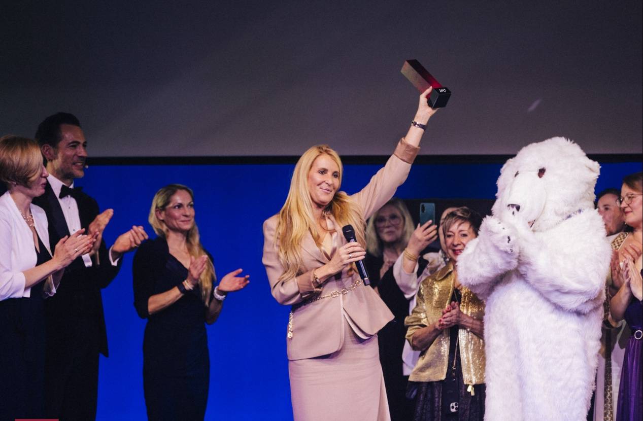 inne再度受邀亮相德国药房晚会,为“最友好儿童药房”颁奖,彰显专业影响力