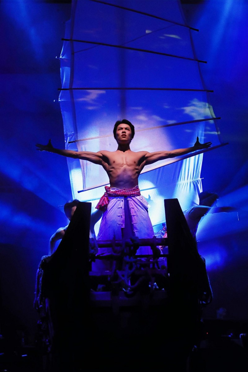 入梦潮州千年,归来大潮奔涌!非遗戏剧《入梦潮州》获满堂喝彩