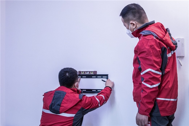 从“搬不进”到“看得爽”,大屏电视送装一体化破局消费痛点